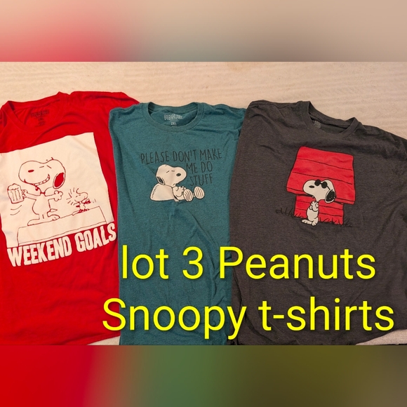 Peanuts Snoopy Graphic T-Shirts - Picture 1 of 3
